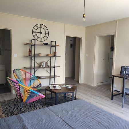Studio - Meuble Tourisme, Trois Etoiles - 34 M2 Refait A Neuf- Residence Mâcon Exteriér fotografie