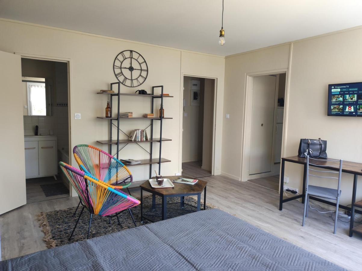 Studio - Meuble Tourisme, Trois Etoiles - 34 M2 Refait A Neuf- Residence Mâcon Exteriér fotografie